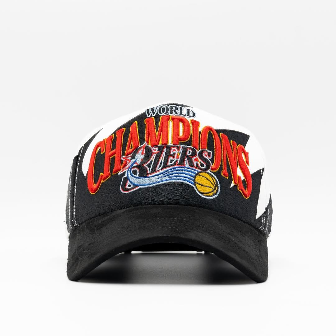 Gorra Thirty One Hats World Champions