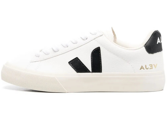 Veja White and Black